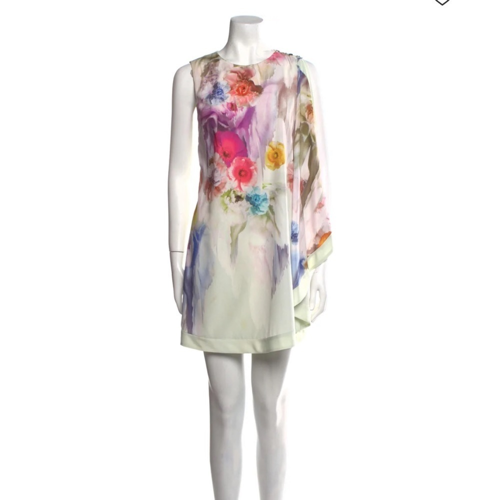 Ted Baker size 3( medium)